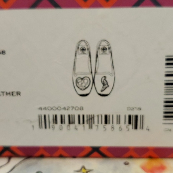 Shoes - Picture 5 of 5